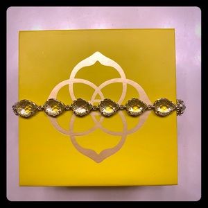 Kendra Scott Brynn. Gold with clear stones